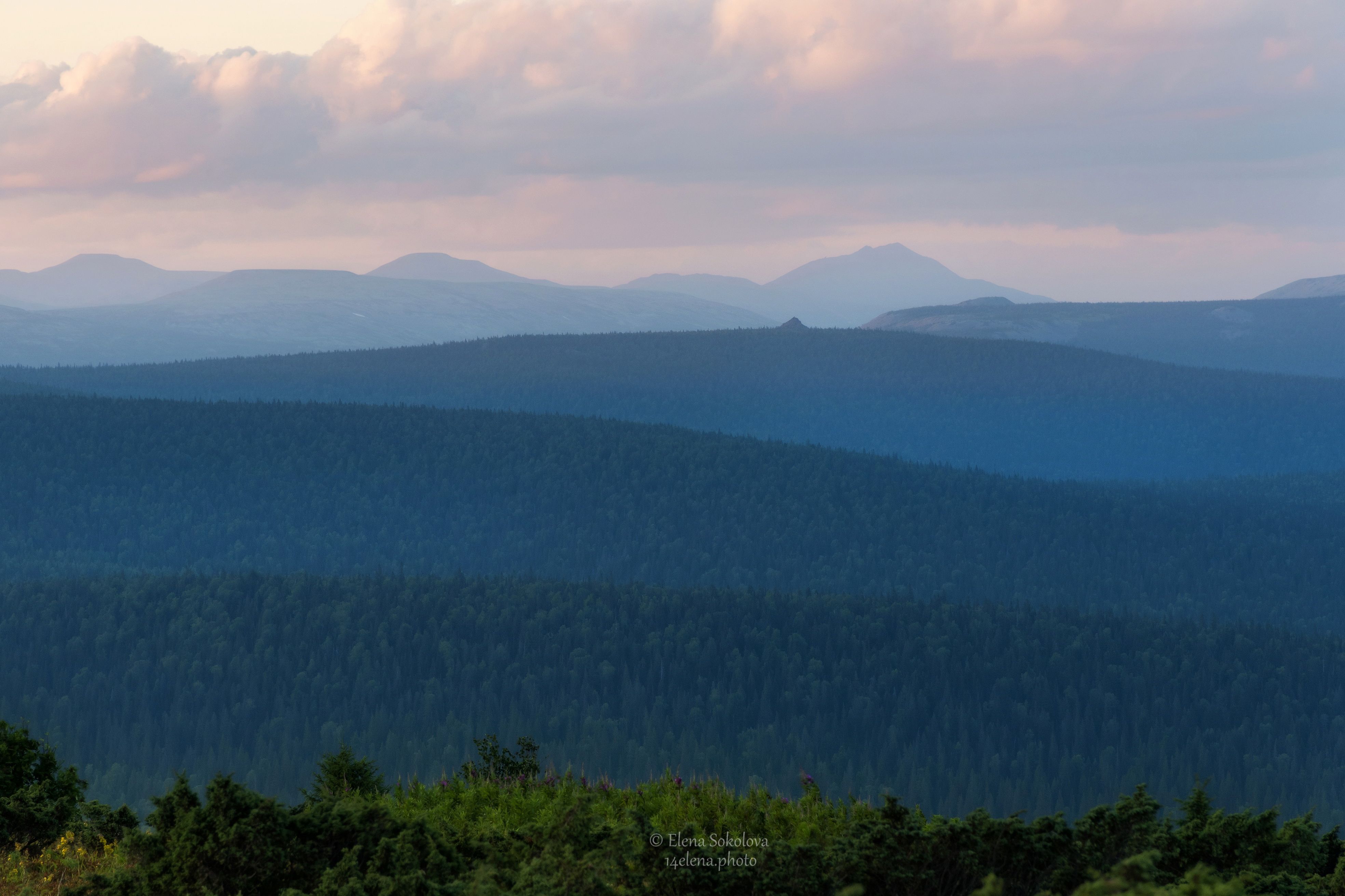 Вечерний вид с Чувальского хребта