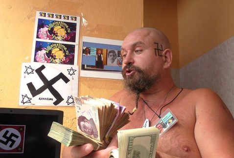 1495285610-3577930e0312443eabe7972625533