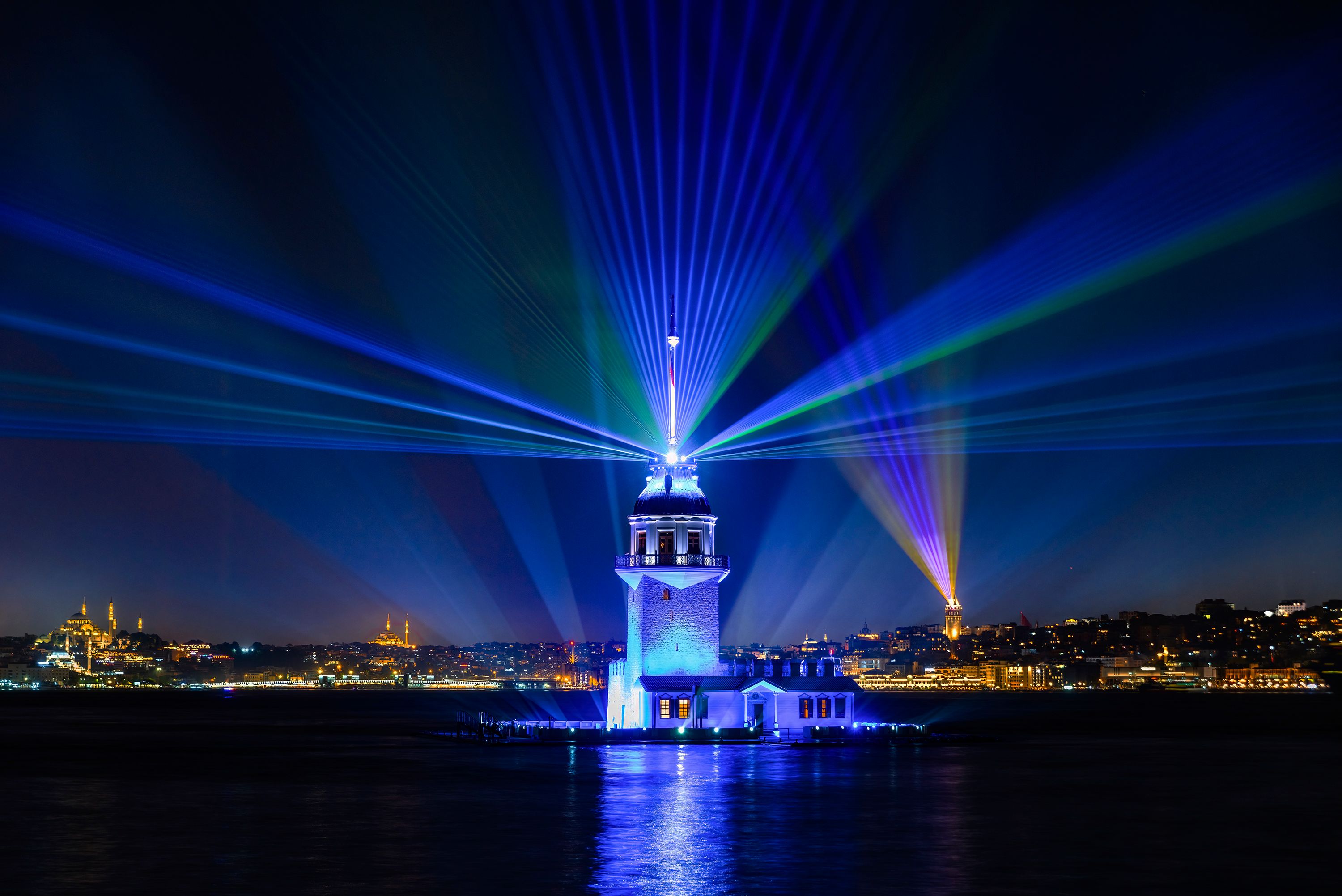 1765907909-66a1d4d087dbb4e29dc9f5e4e0451