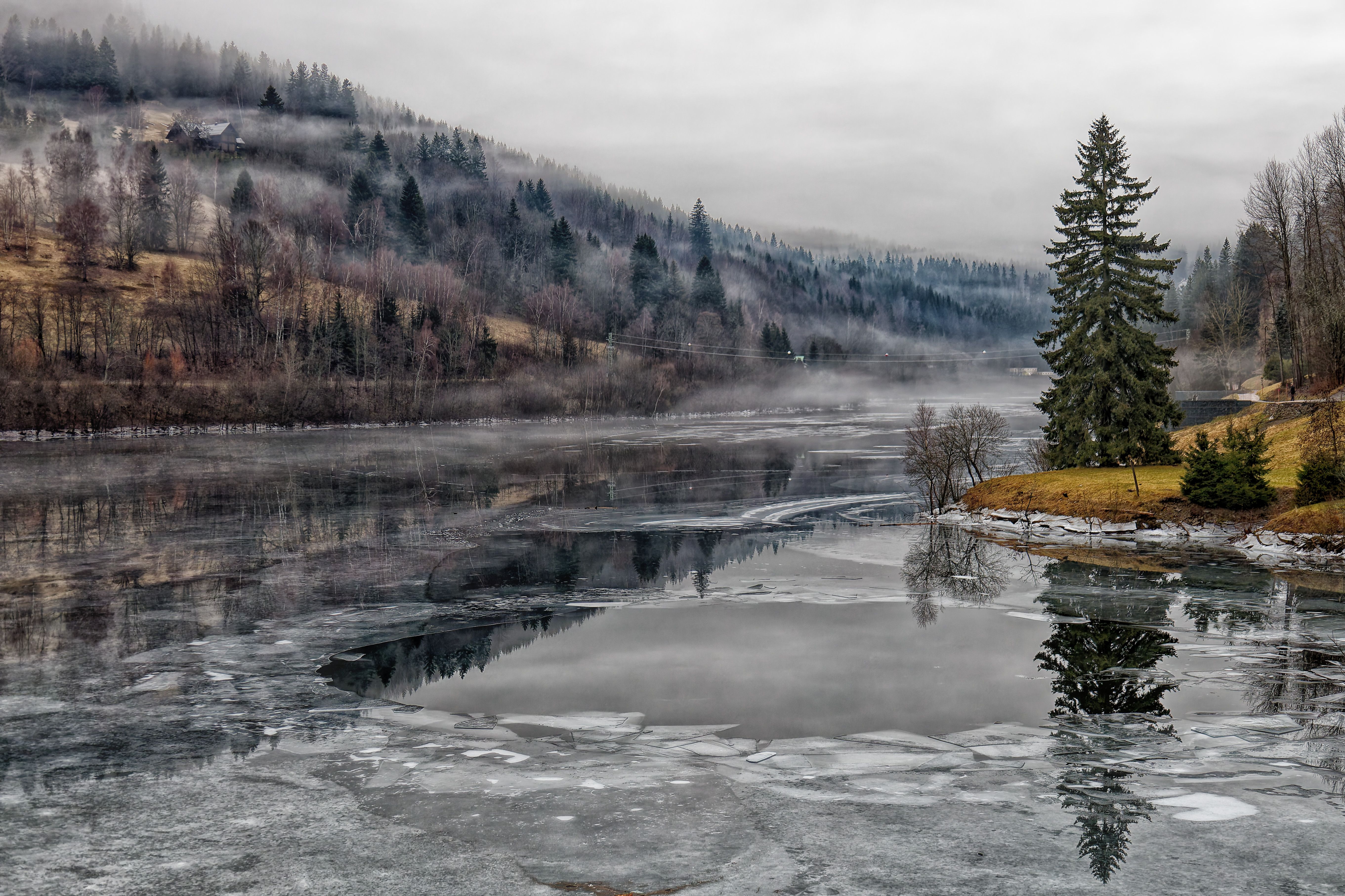 1766372492-f555e3ff11509c516f293b86e4943